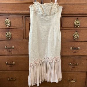 Laundry strapless cocktail dress